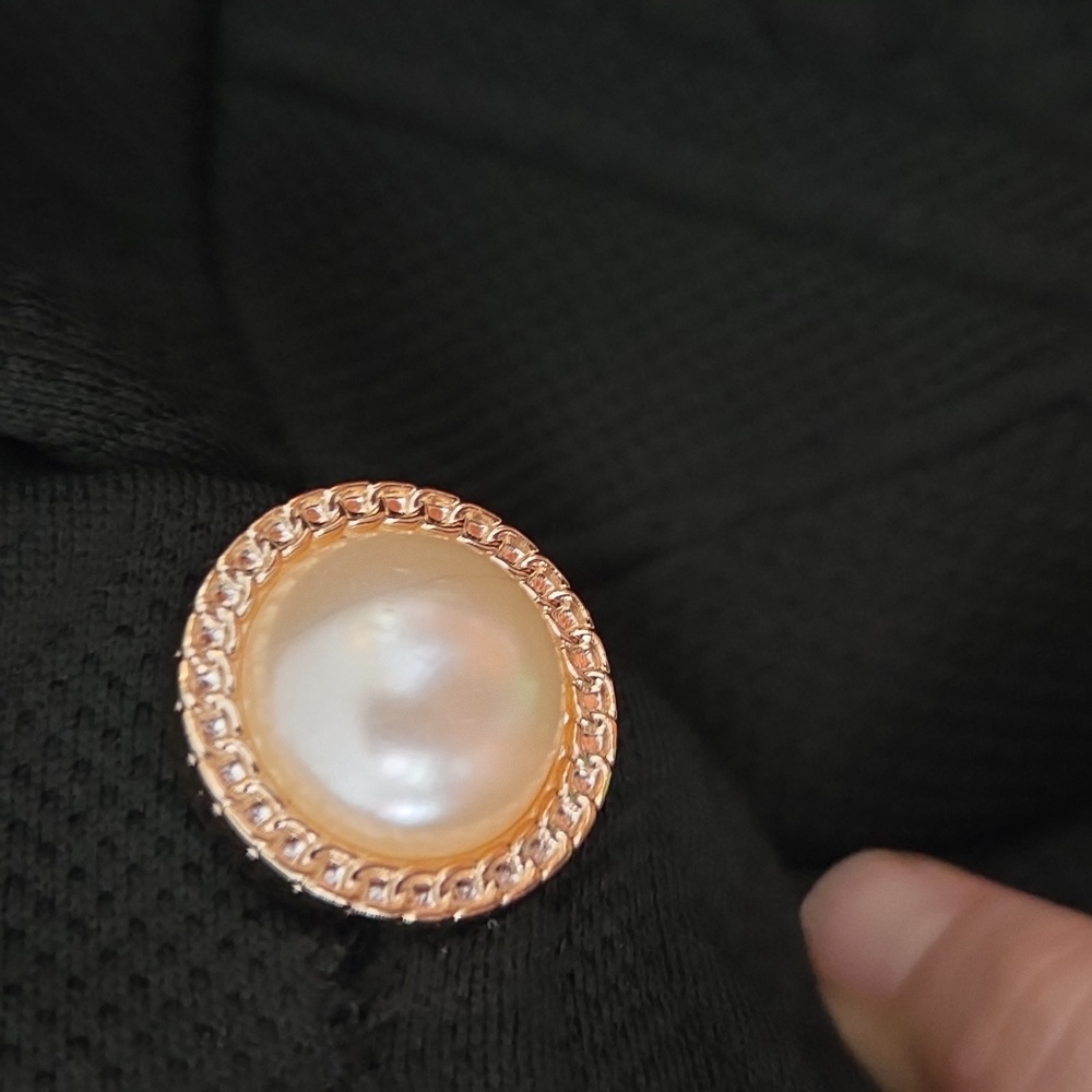2/$15 Single Button Textured Blazer (XL) - Picture 3 of 6